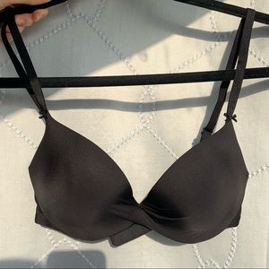 Black Victoria’s Secret Plunge Twist Bra